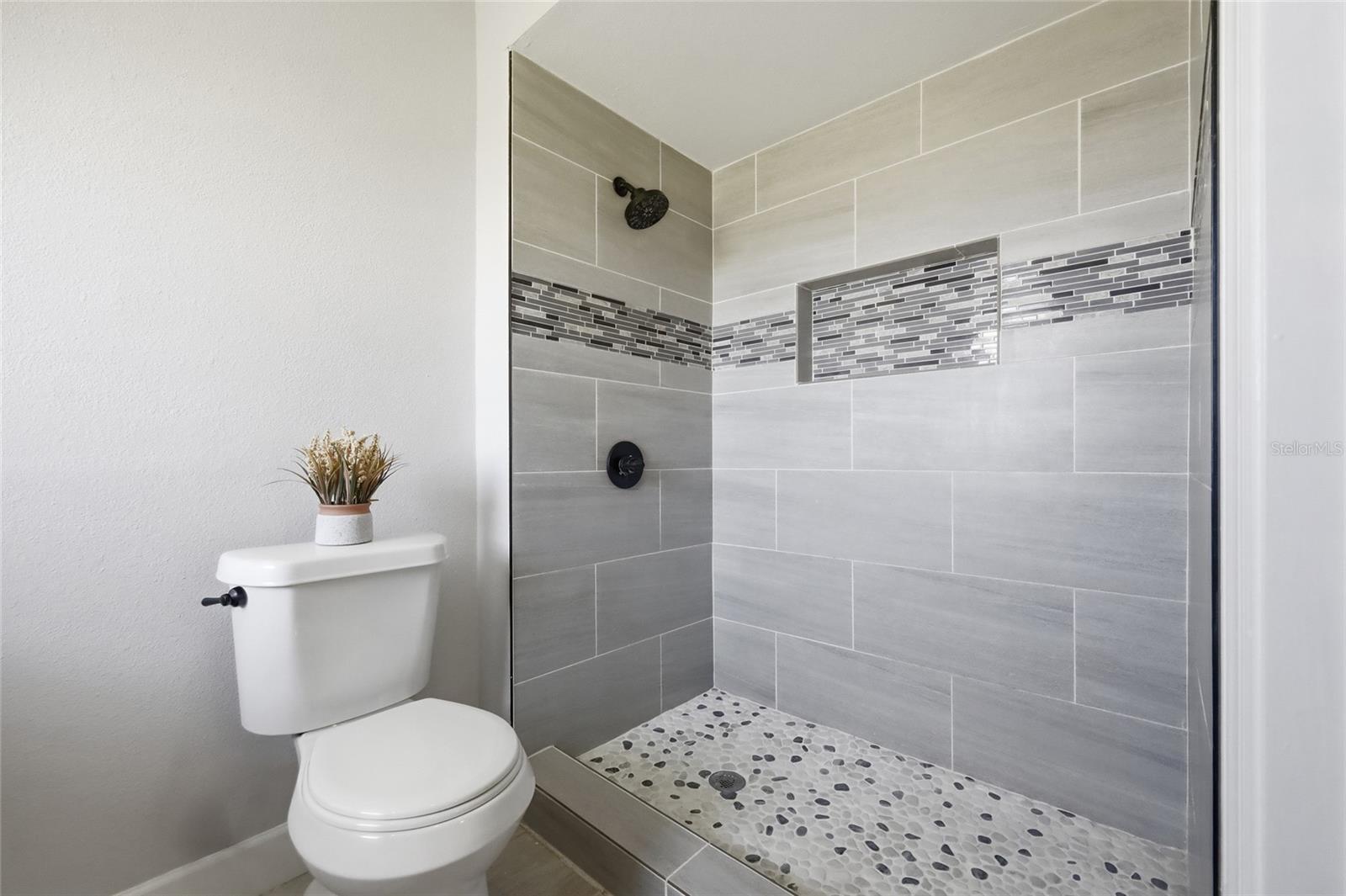 2643 Salters Ct Property Photo 25