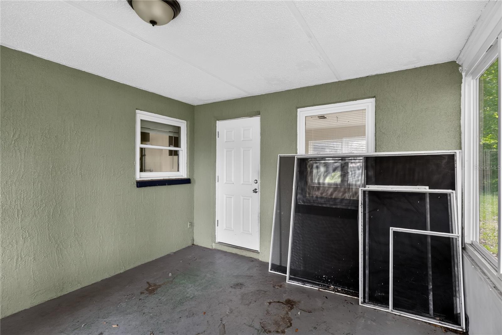 7036 Ashwood Dr Property Photo 22