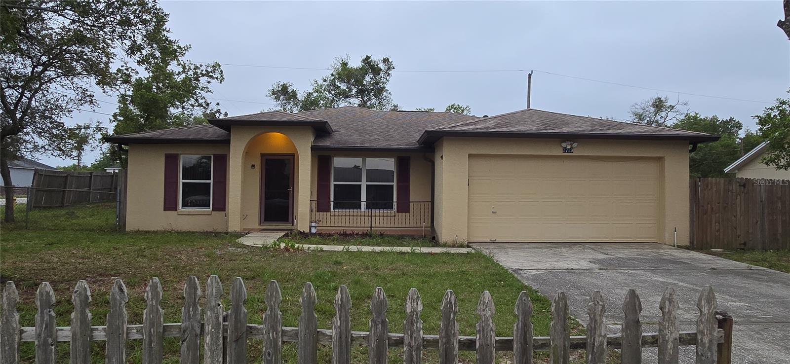 2729 SWEET SPRINGS ST Property Photo 1