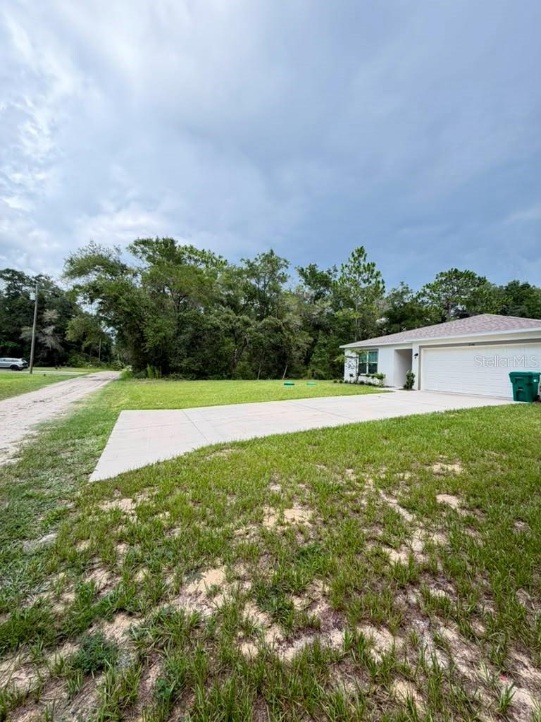3560 E Bellshire Pl Property Photo 2