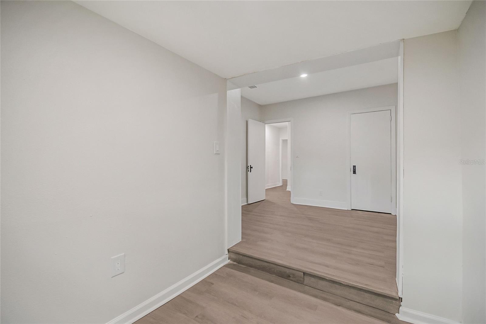 1504 W Line St Property Photo 12