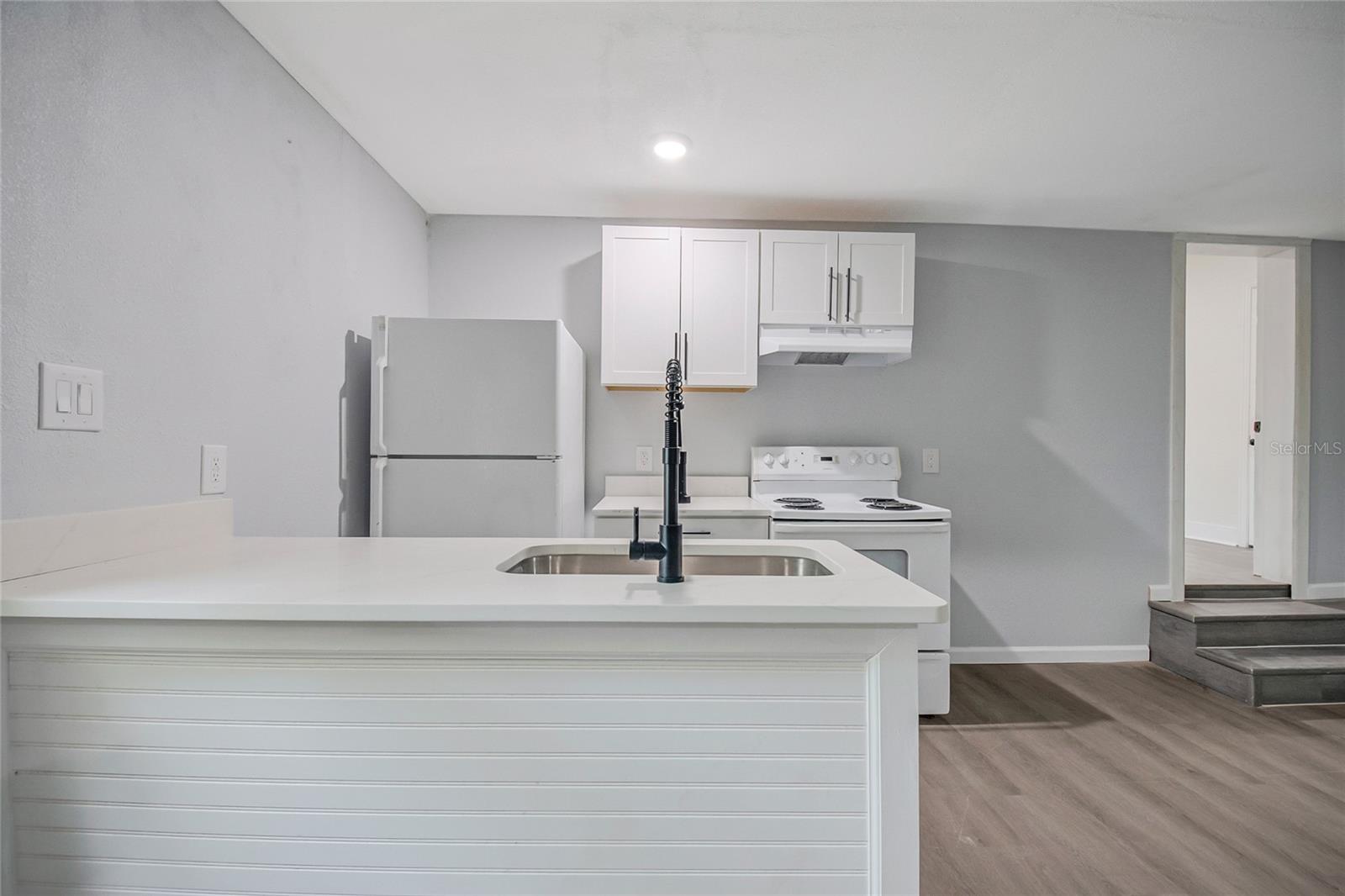 1504 W Line St Property Photo 17