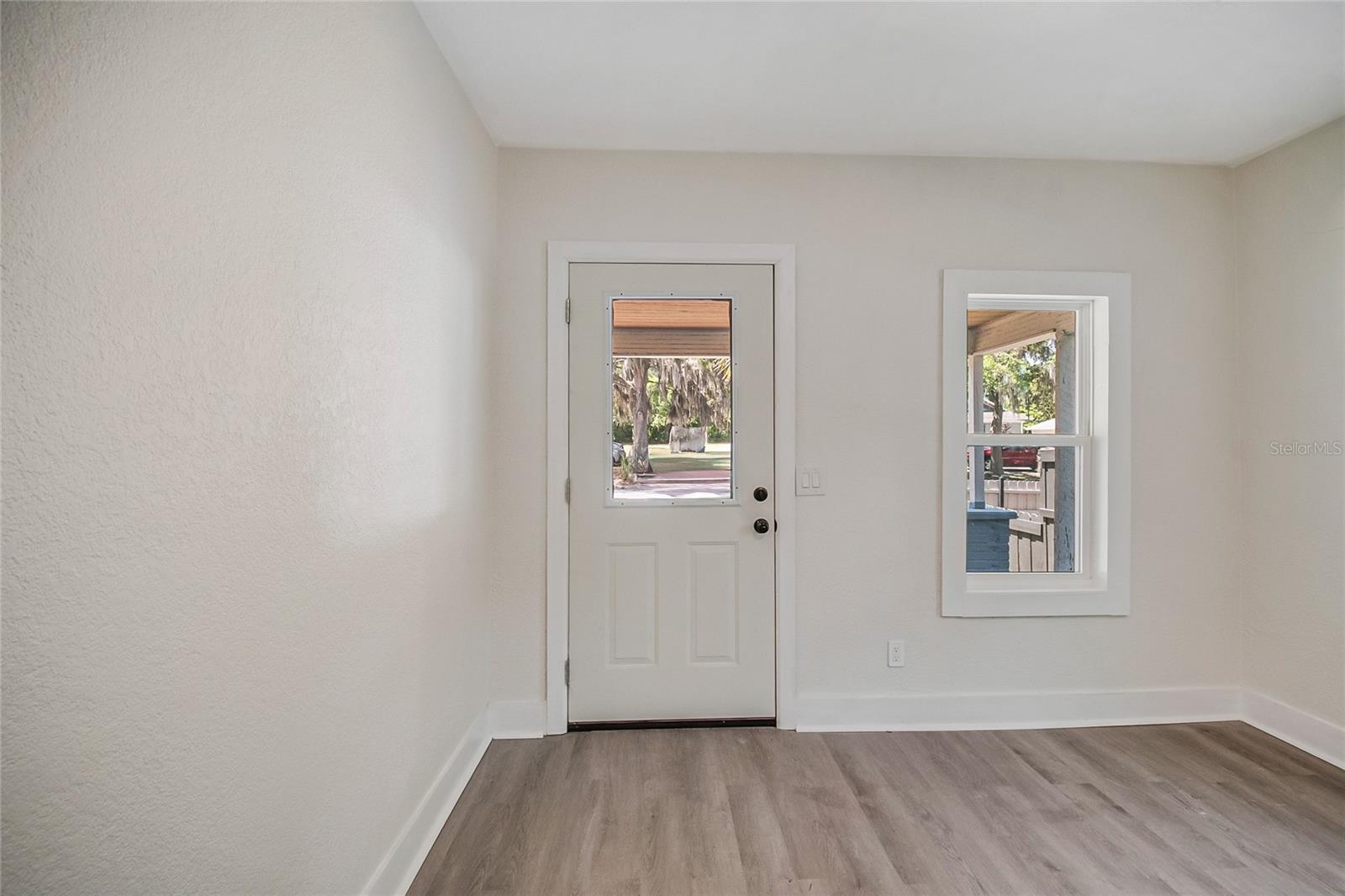 1504 W Line St Property Photo 22