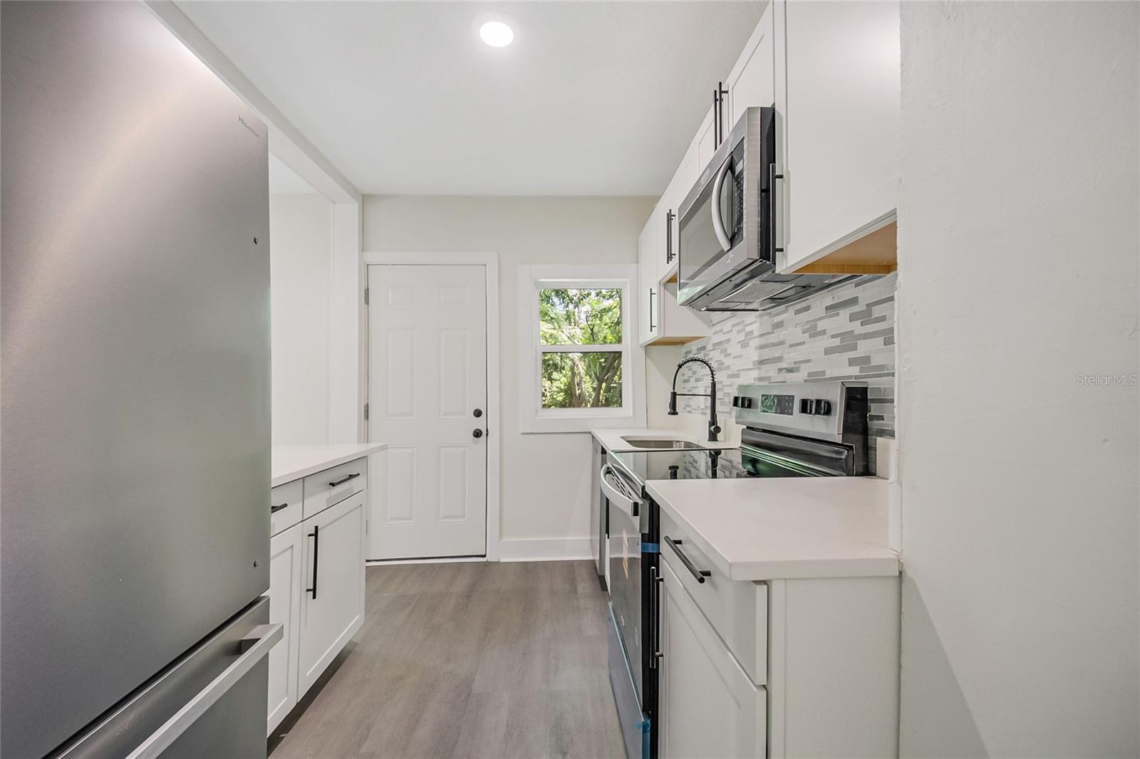 1504 W Line St Property Photo 35