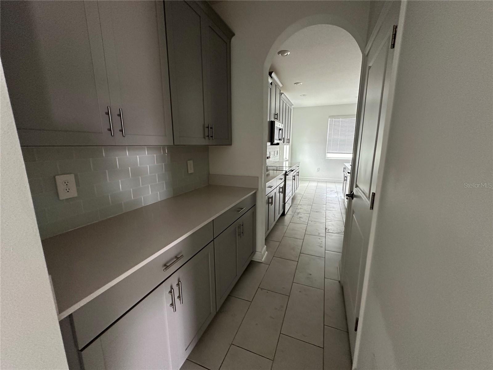 3115 Addison Blvd Property Photo 2