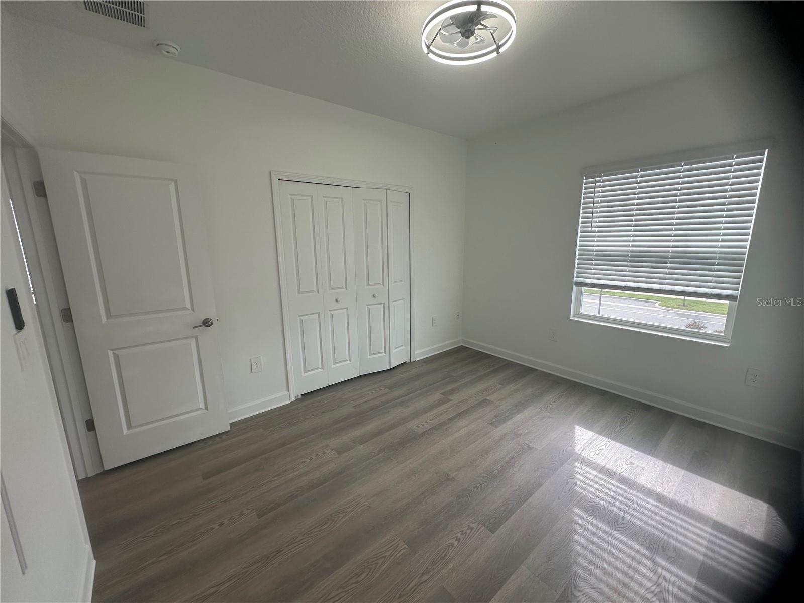 3115 Addison Blvd Property Photo 8