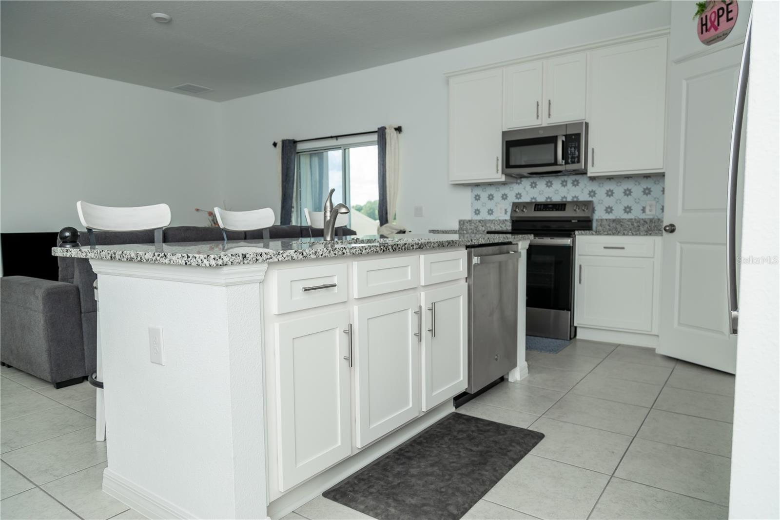 661 Crown Rose Dr Property Photo 12