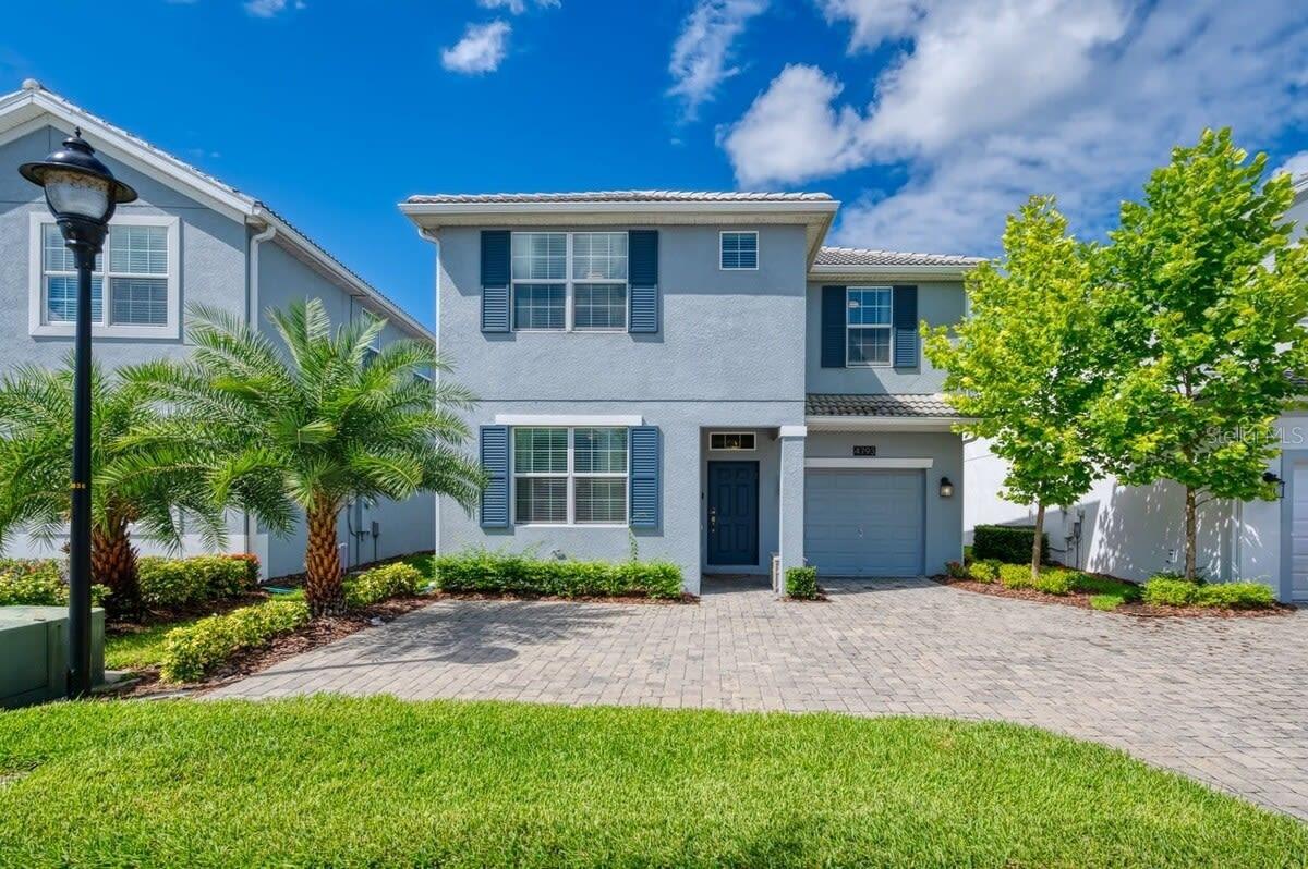 4793 KINGS CASTLE CIR Property Photo 1