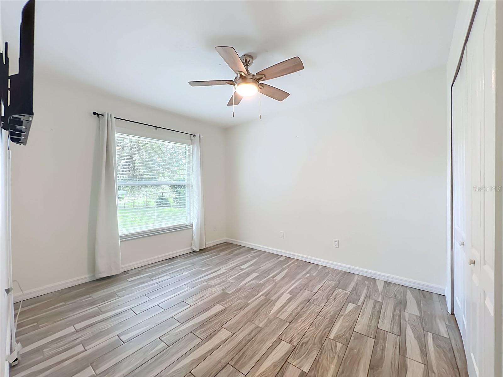 9418 Meadow Crest Ln Property Photo 39