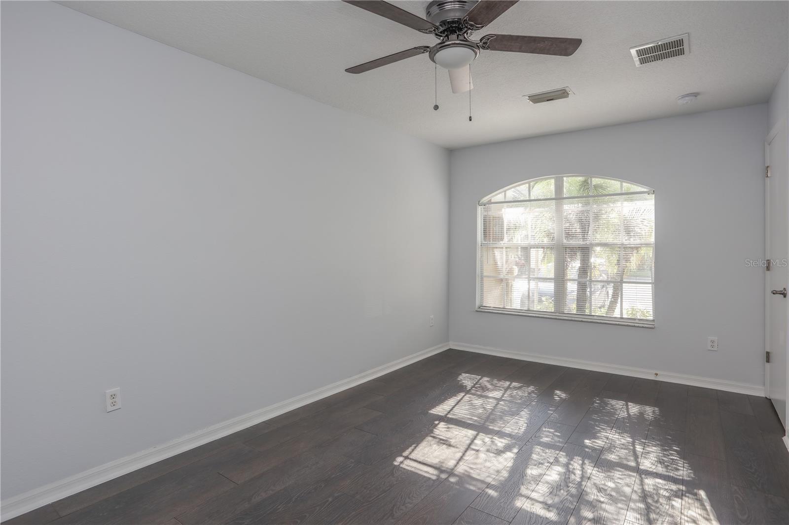 202 Washington Palm Loop Property Photo 10