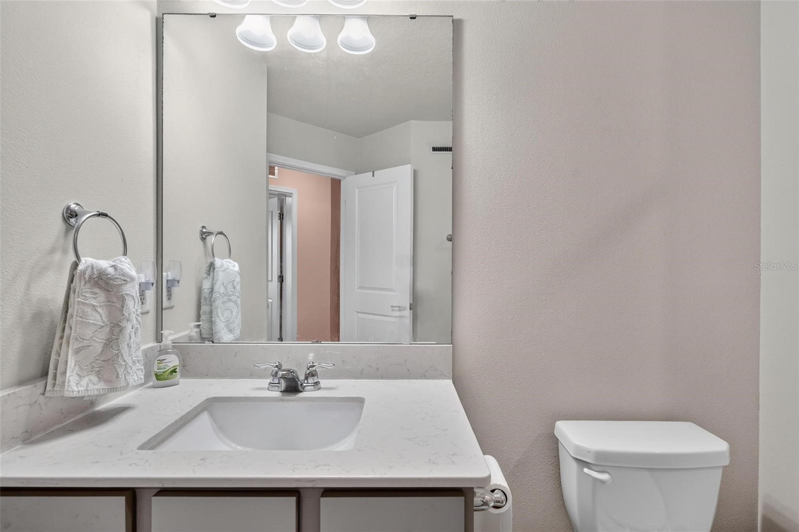 2033 Canny Cv Property Photo 37