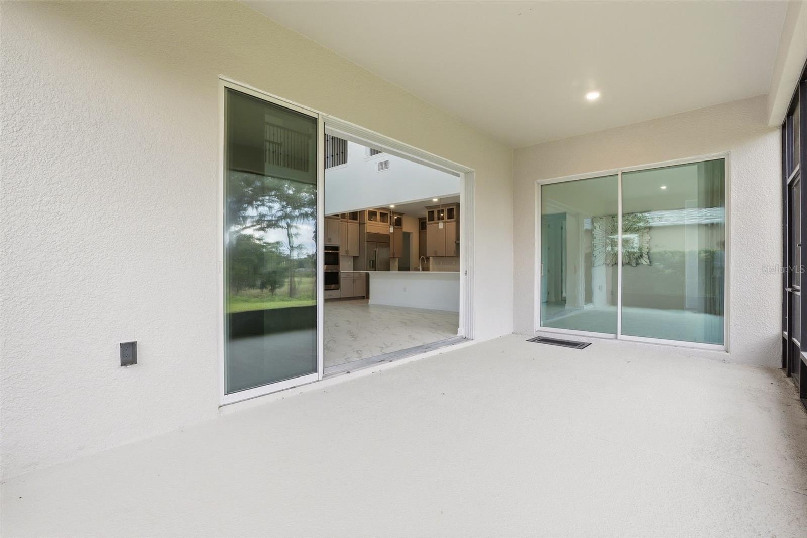 8060 Peaceful Cir Property Photo 11