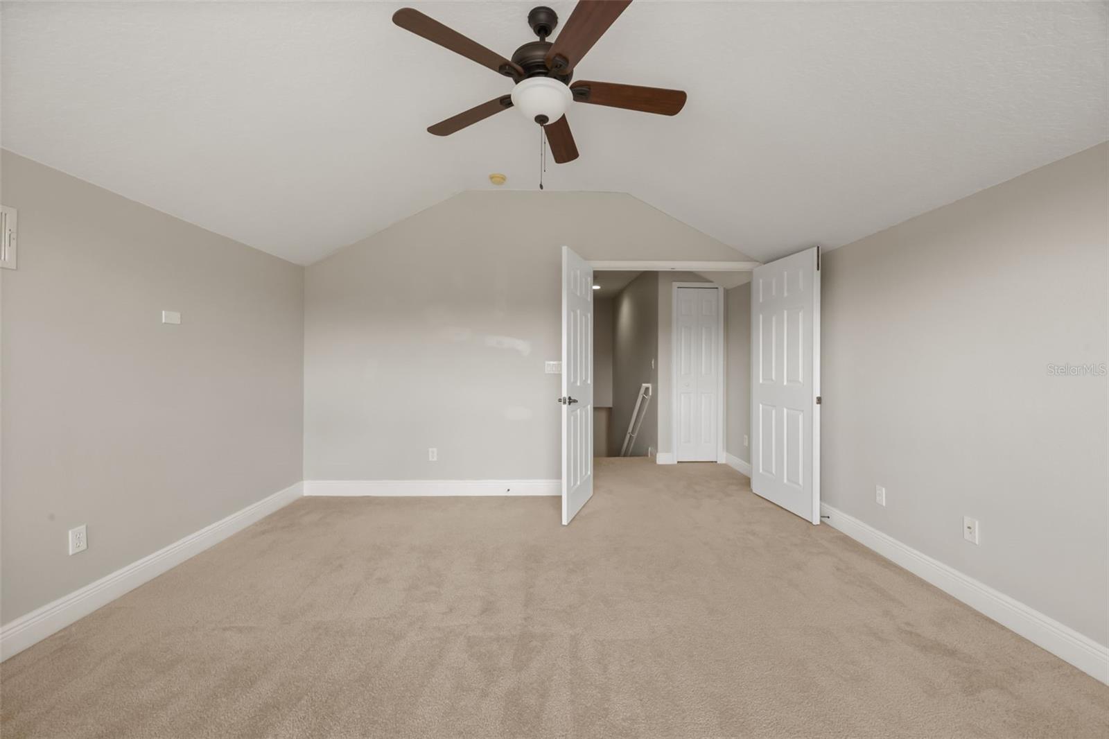 6190 Hedgesparrows Ln Property Photo 25