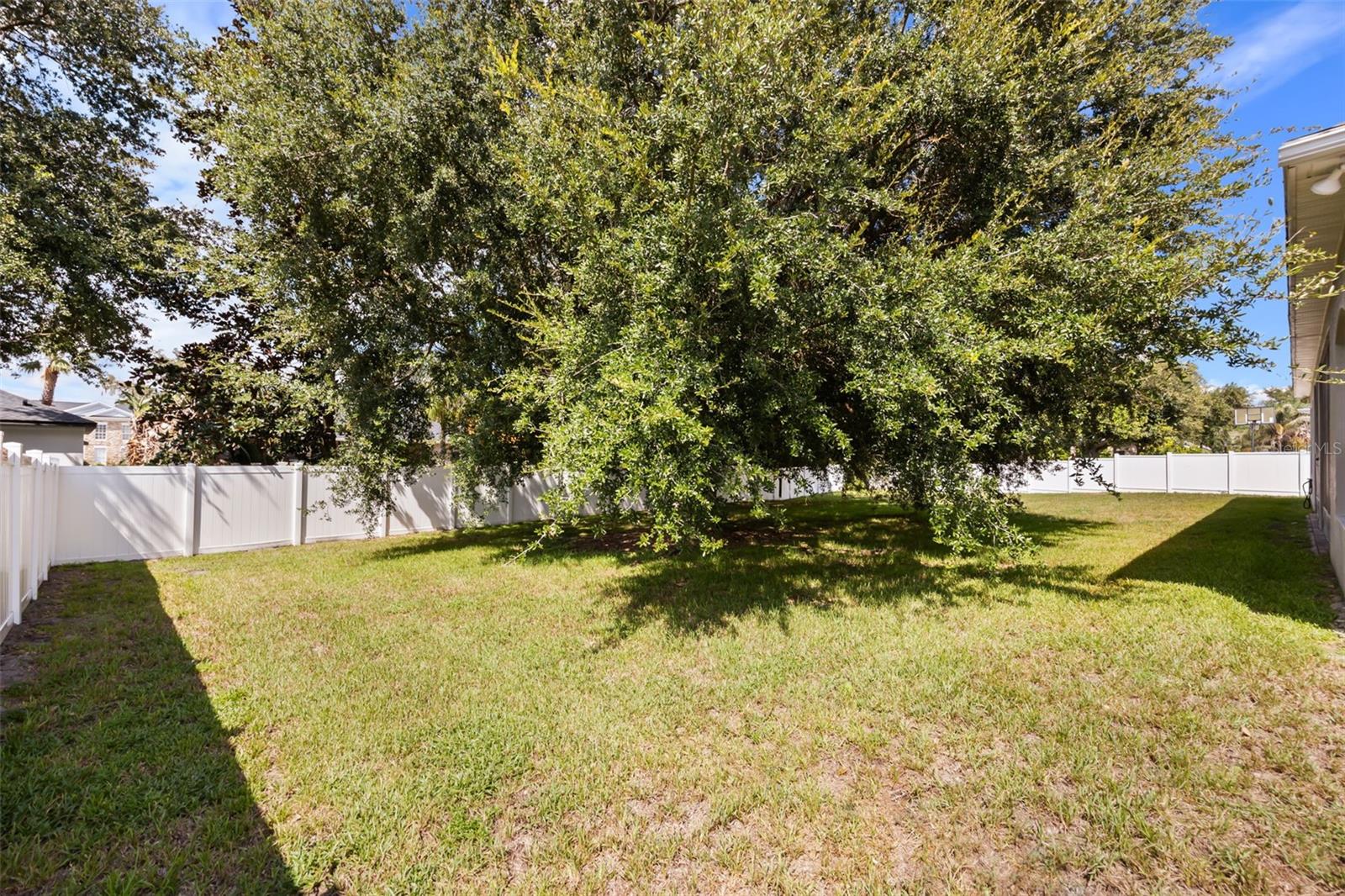 6190 Hedgesparrows Ln Property Photo 34