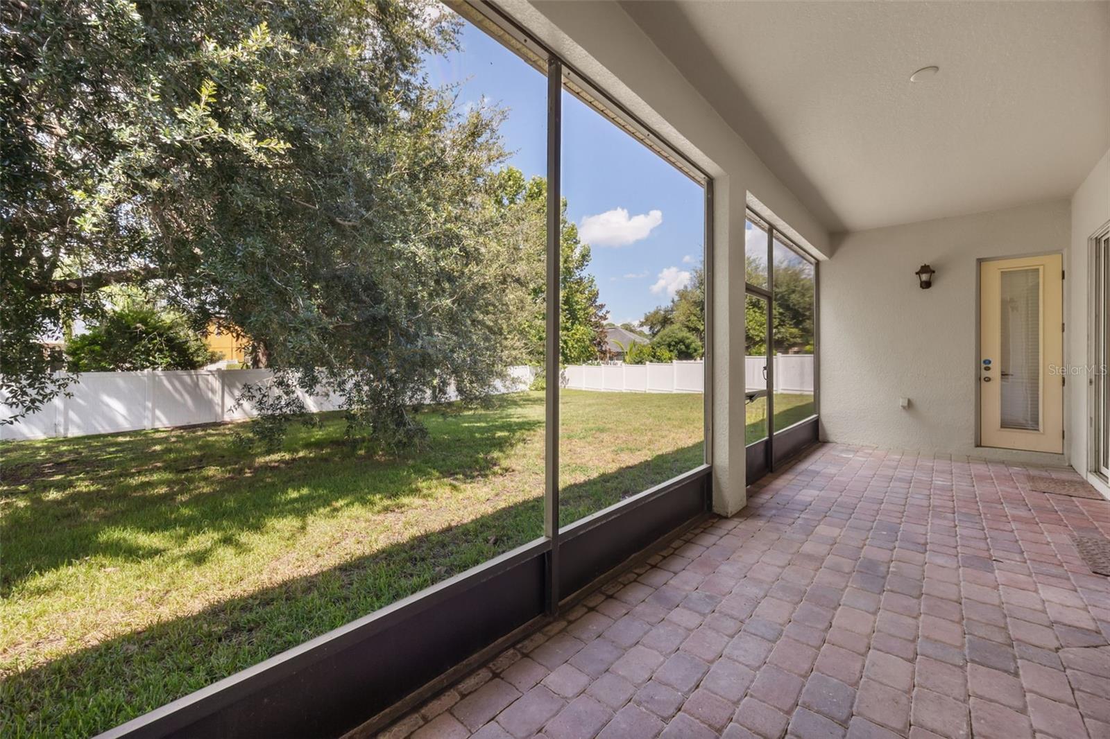 6190 Hedgesparrows Ln Property Photo 35