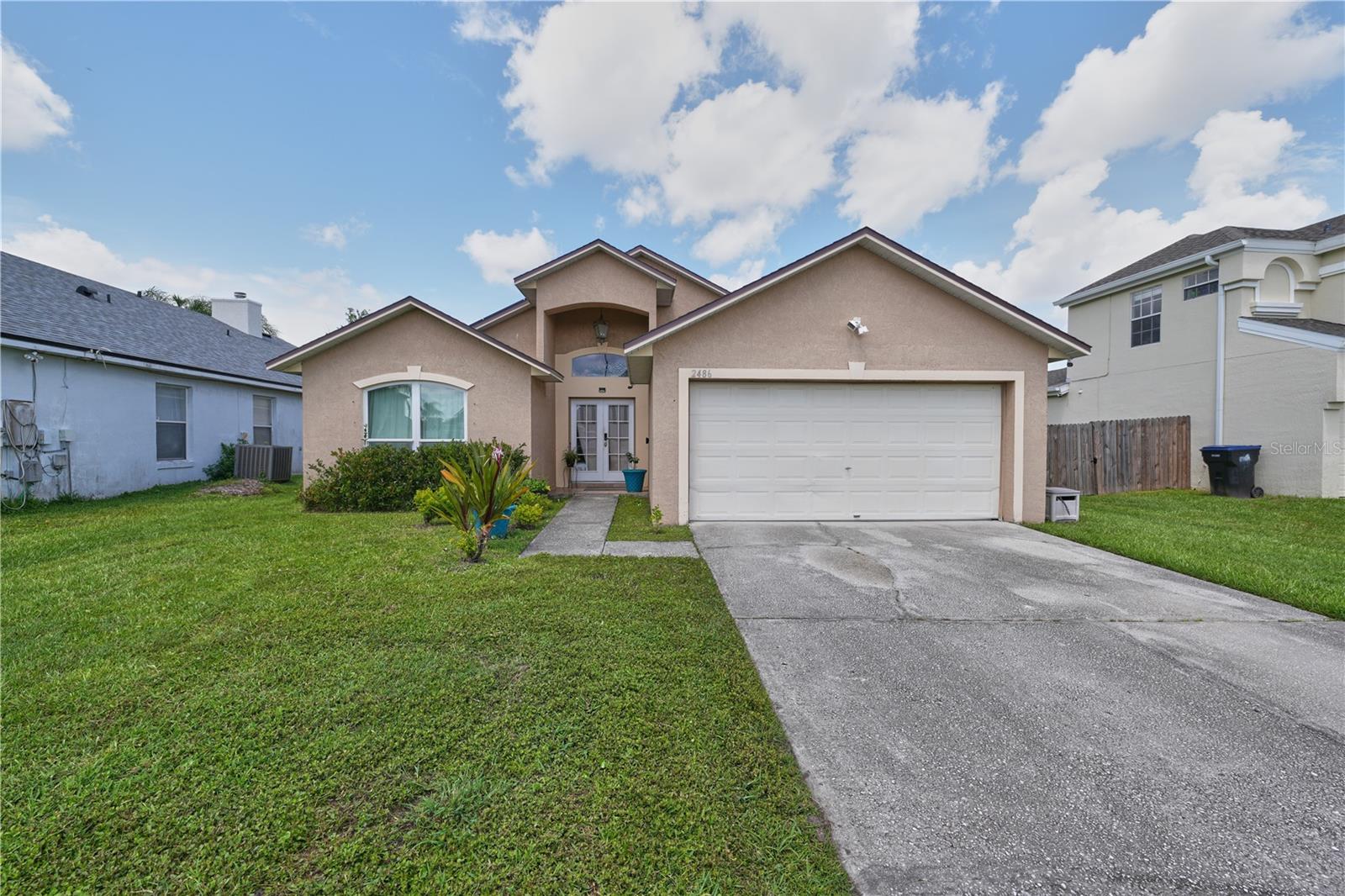 2486 Island Club Way Property Photo 4
