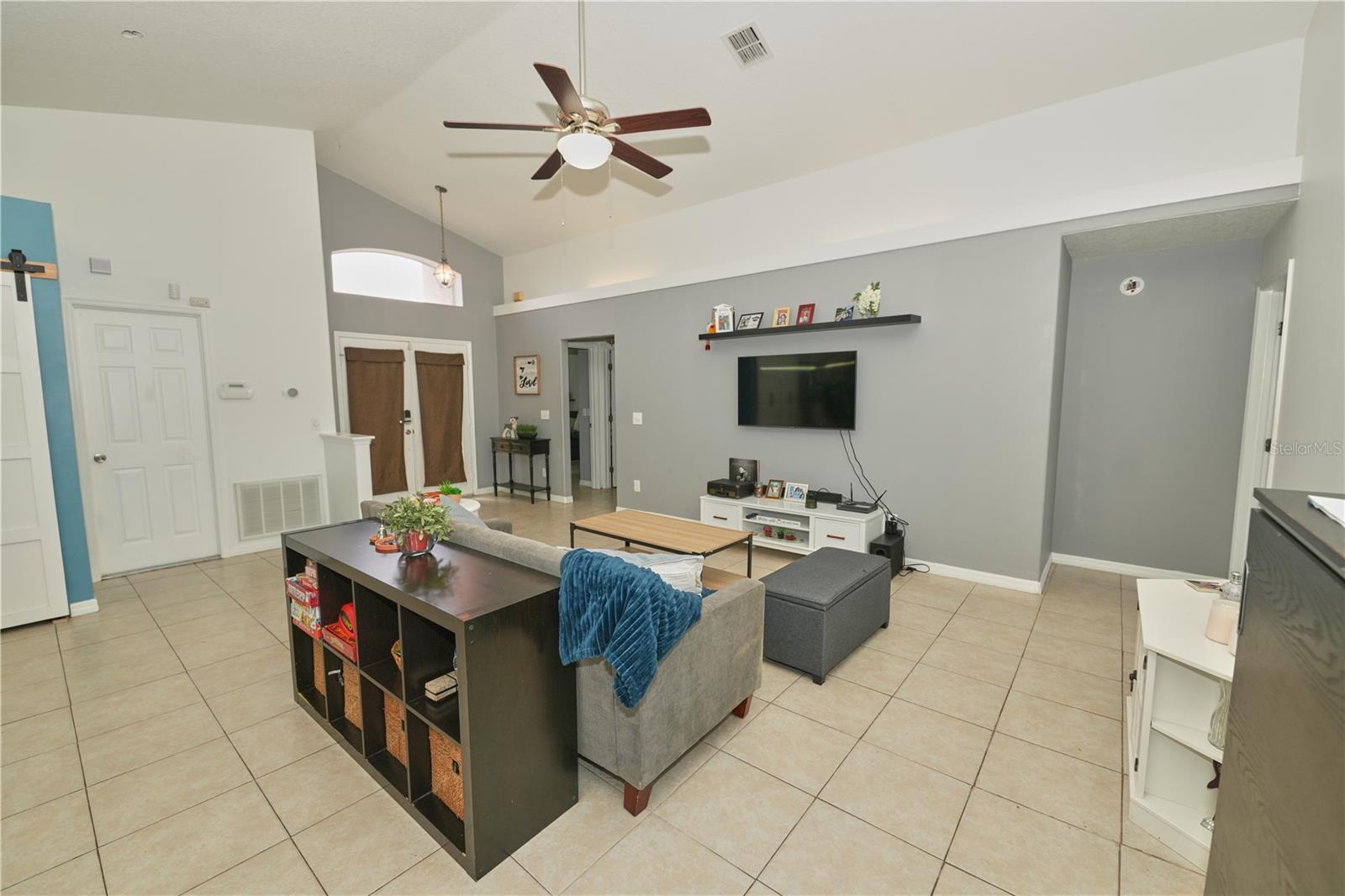 2486 Island Club Way Property Photo 11