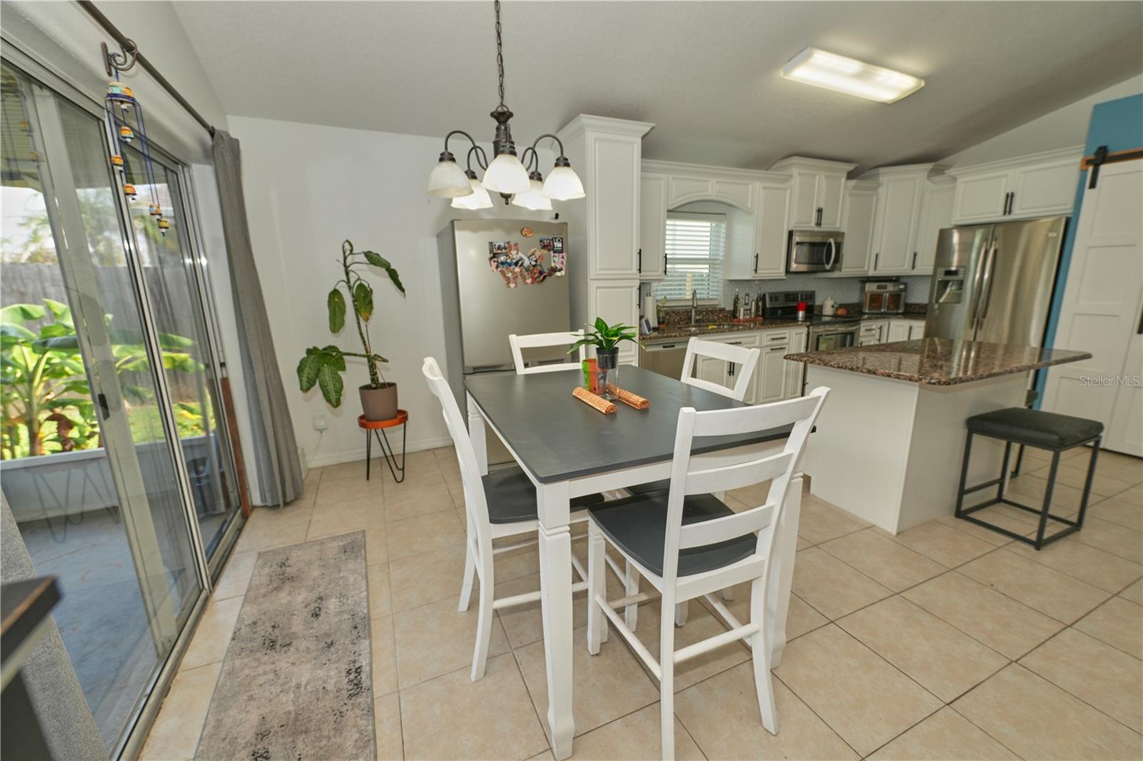 2486 Island Club Way Property Photo 18