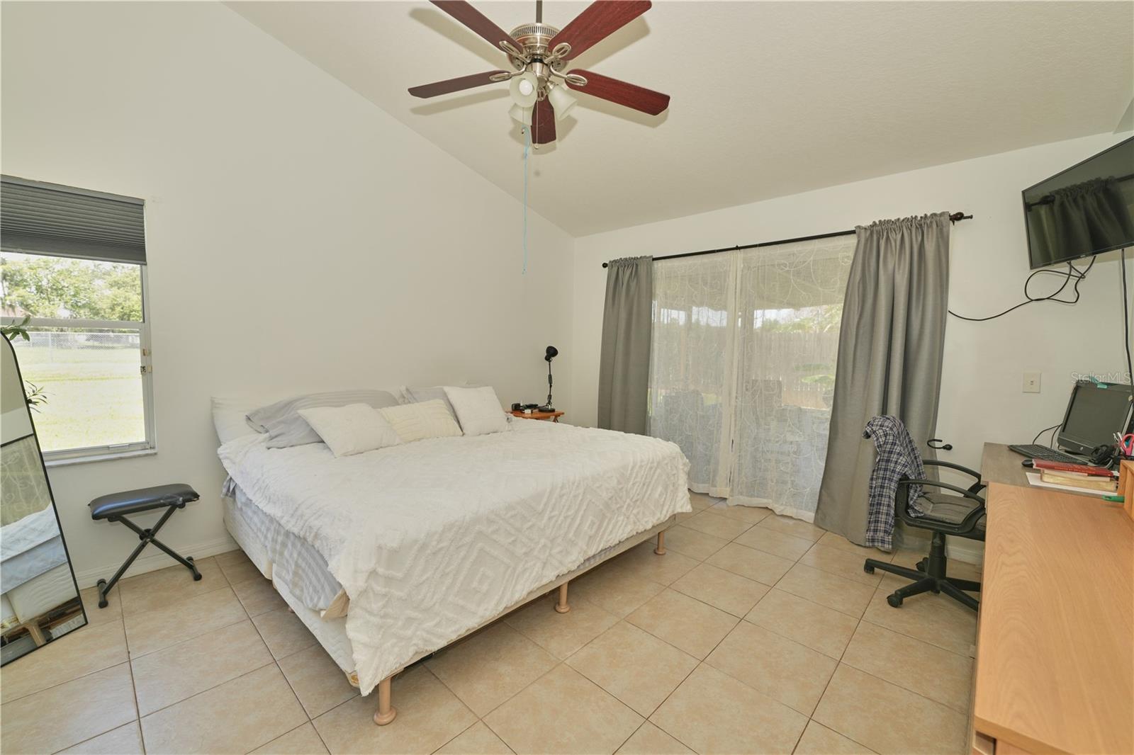 2486 Island Club Way Property Photo 20