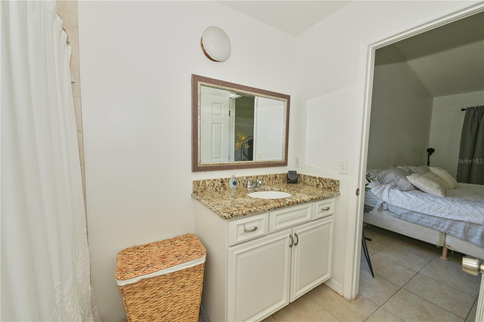 2486 Island Club Way Property Photo 25