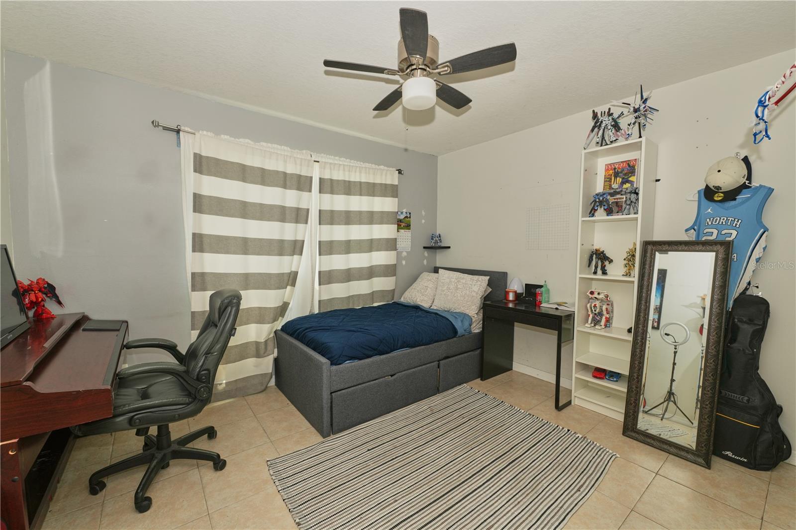 2486 Island Club Way Property Photo 29