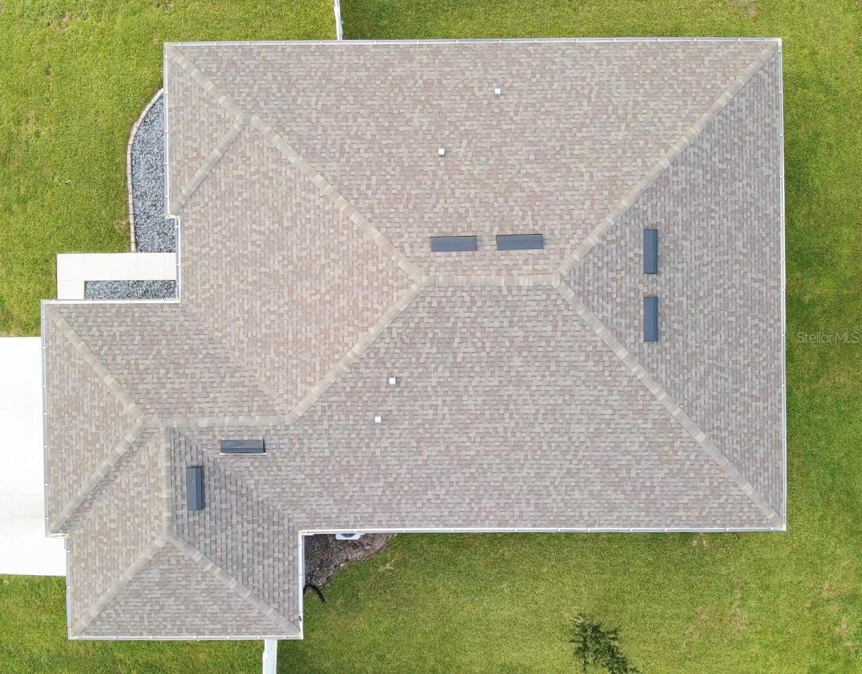 1663 Meadowlark Dr Property Photo 5