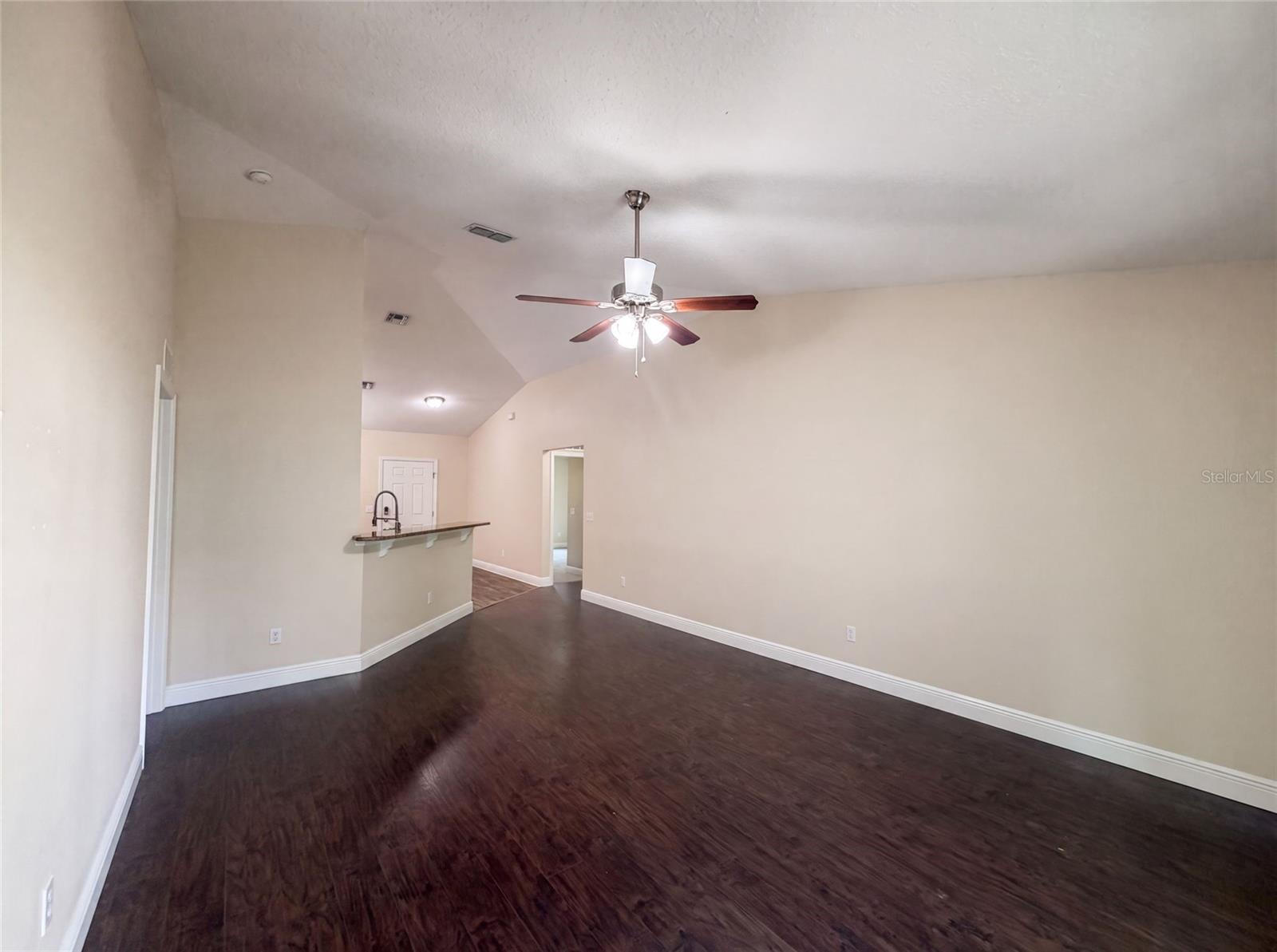 33137 Irongate Dr Property Photo 3