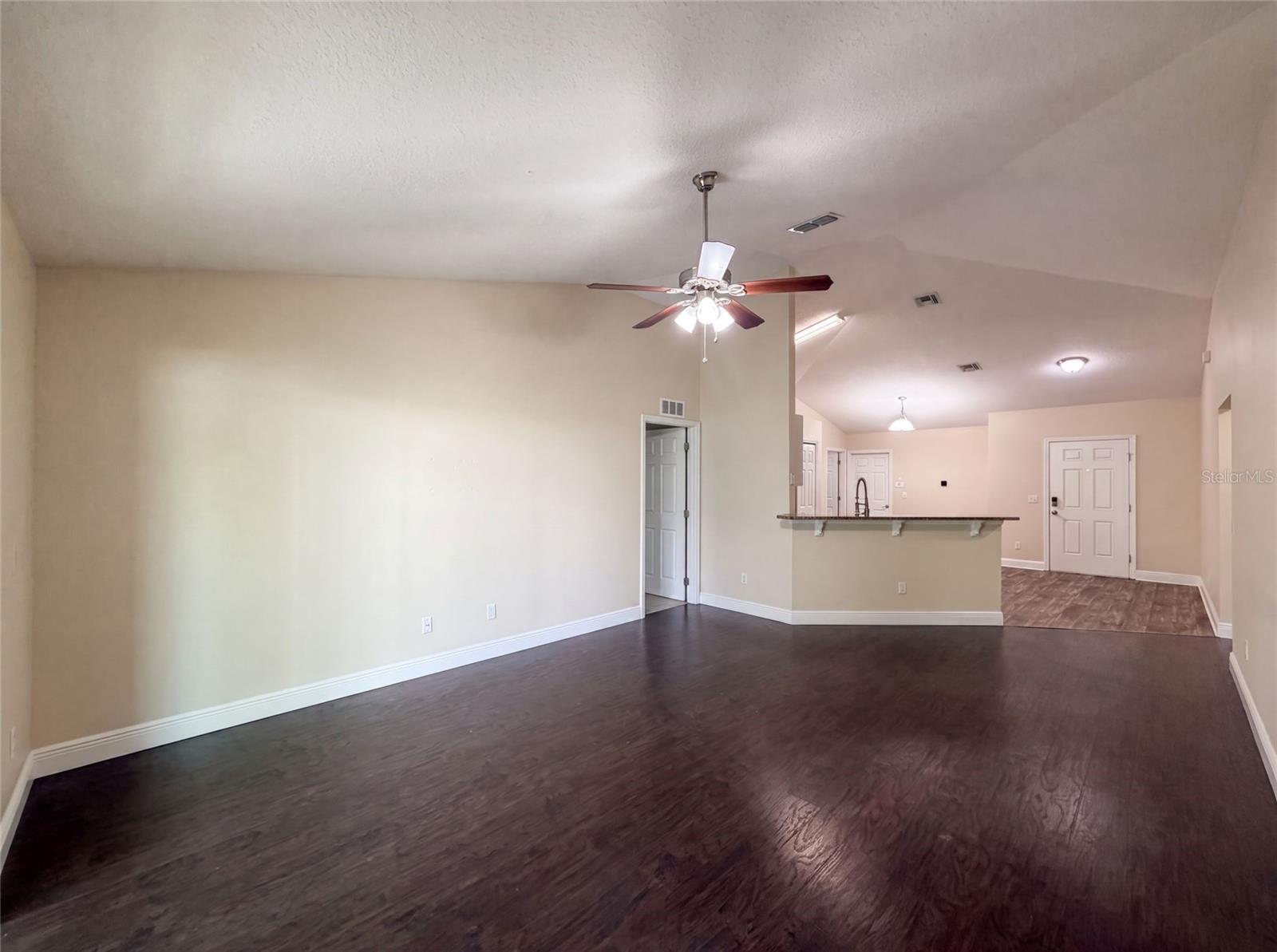 33137 Irongate Dr Property Photo 6
