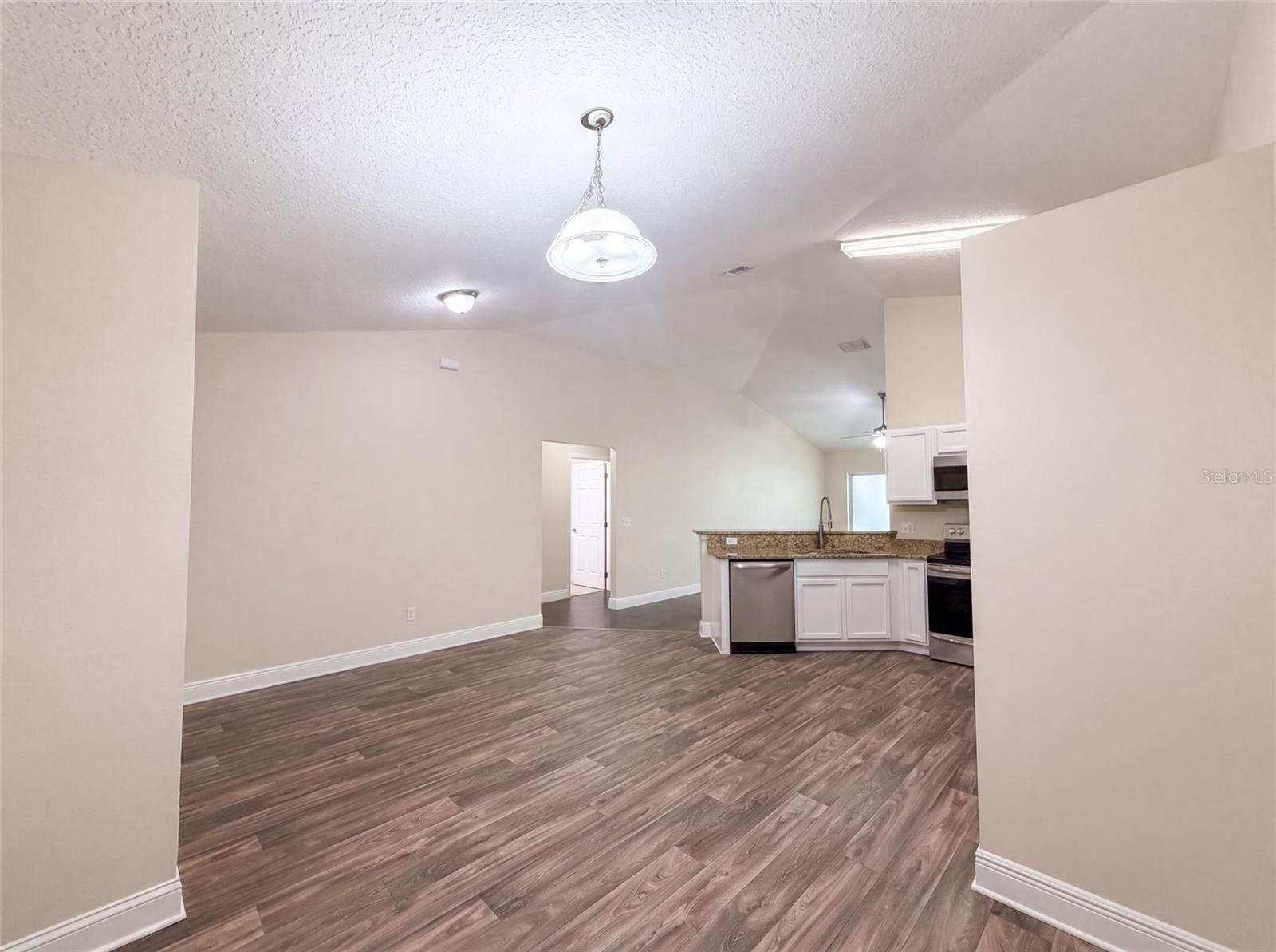 33137 Irongate Dr Property Photo 8