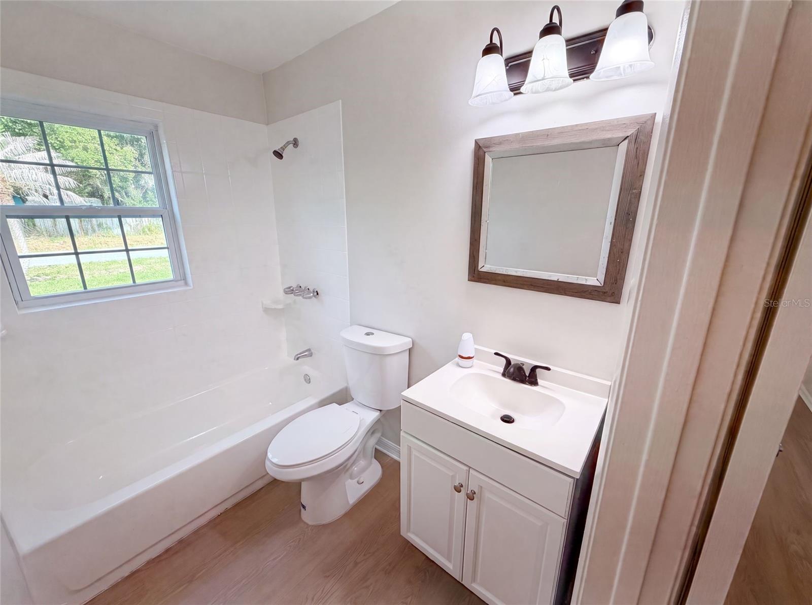 3665 Miami Ave Property Photo 16