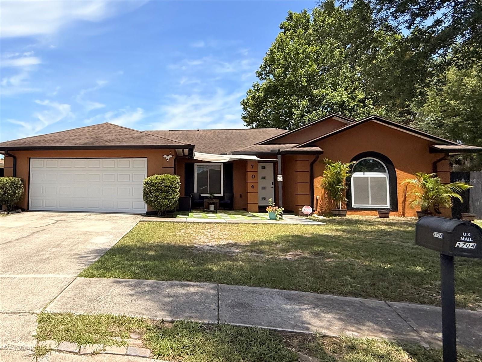 2704 Muscatello St Property Photo 1