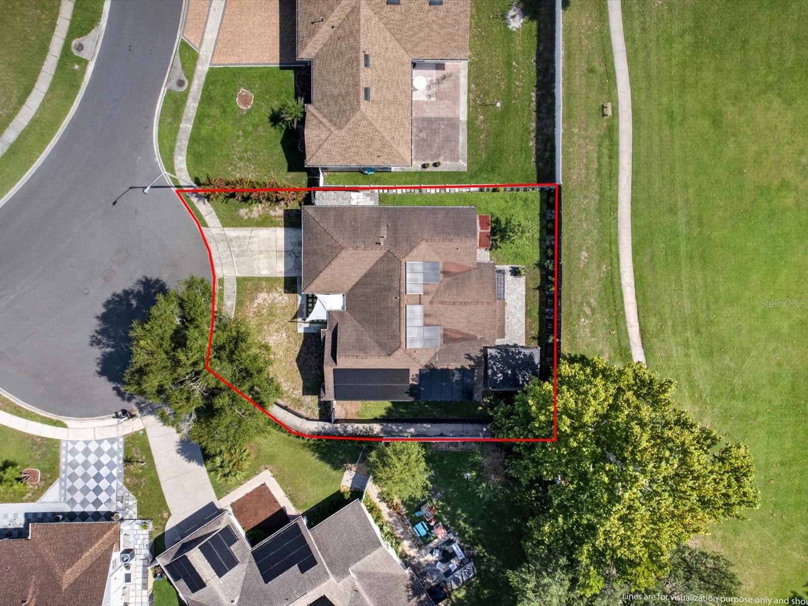 2704 Muscatello St Property Photo 4
