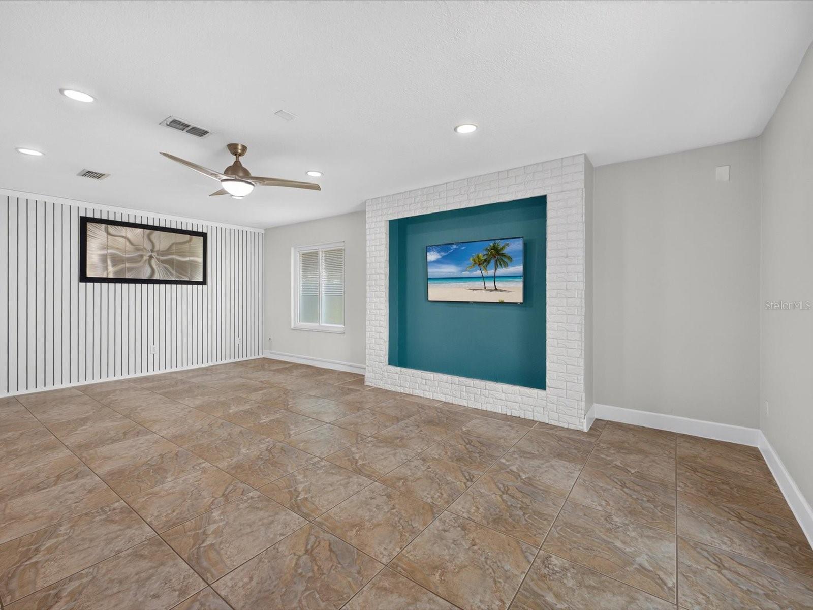 2704 Muscatello St Property Photo 10