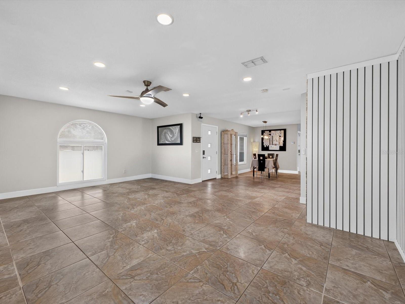 2704 Muscatello St Property Photo 12