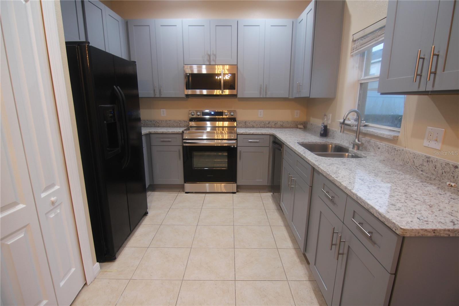 733 Fortanini Cir Property Photo 7