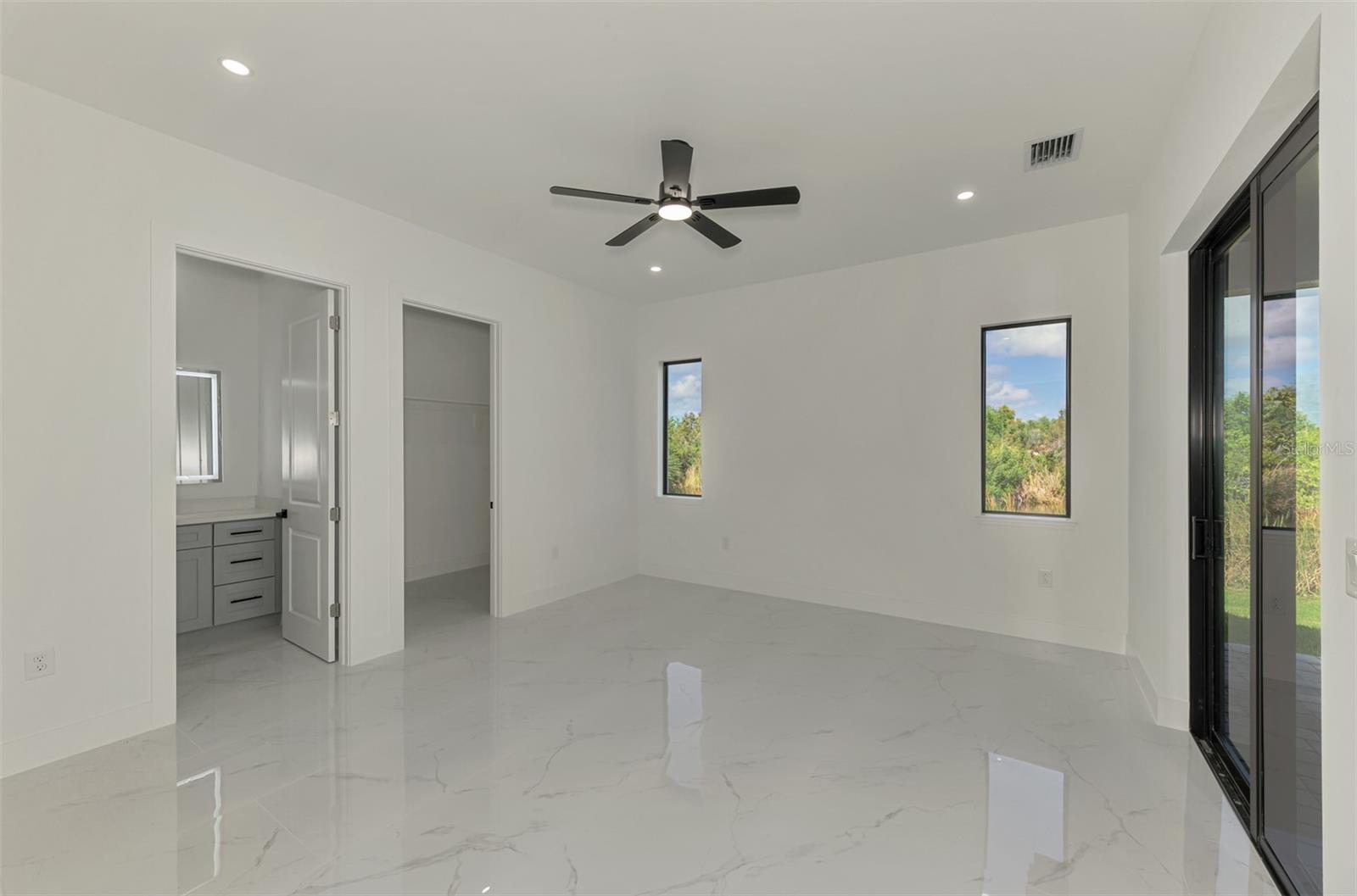 9468 Attica Cir Property Photo 27