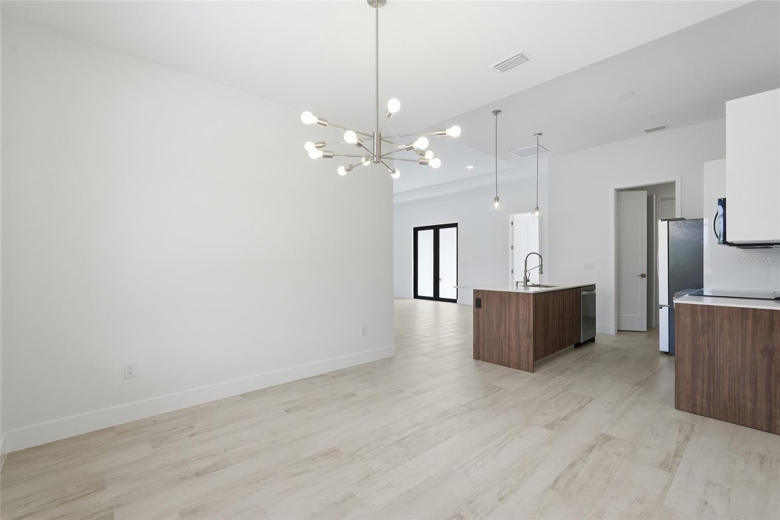 8472 Agate St Property Photo 12