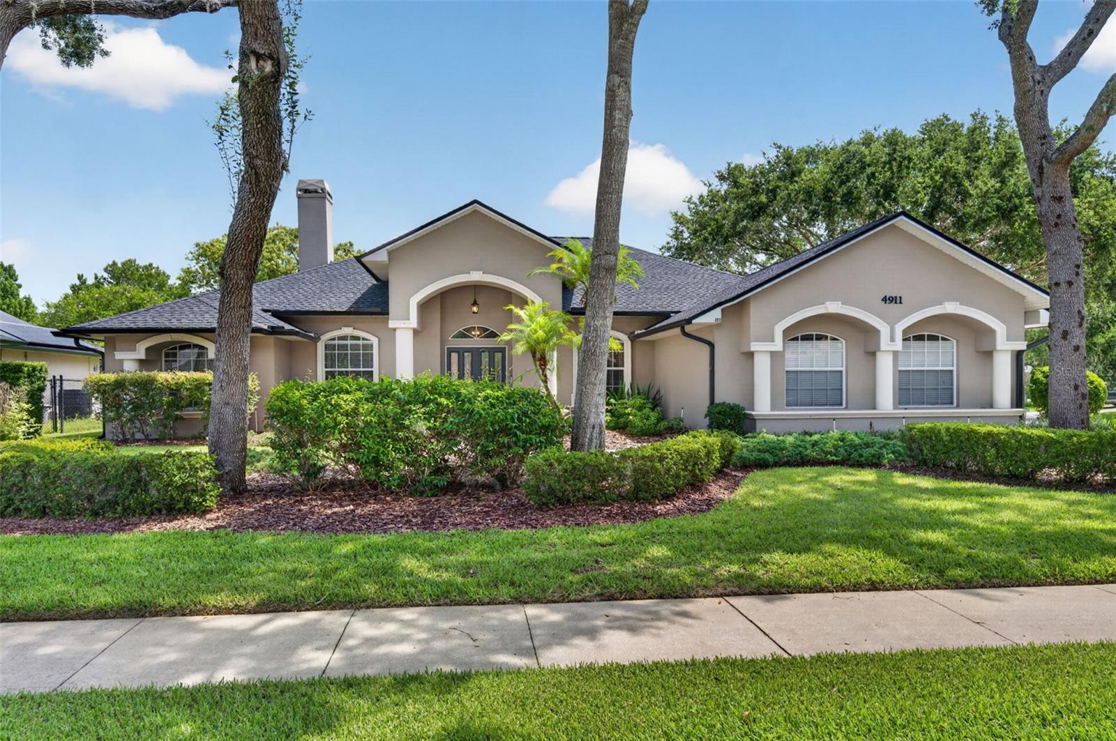4911 RAYLENE WAY