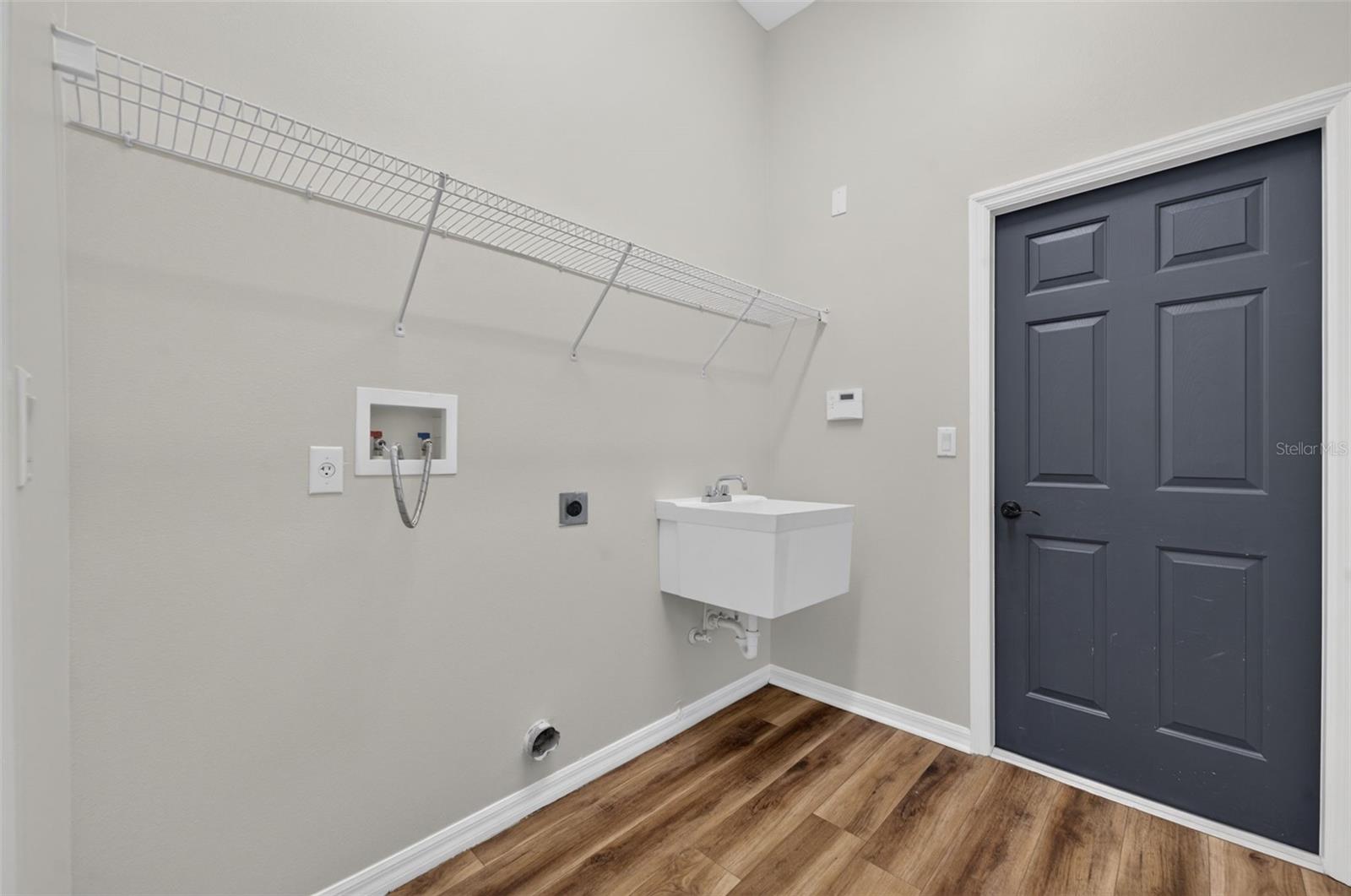 4911 Raylene Way Property Photo 35