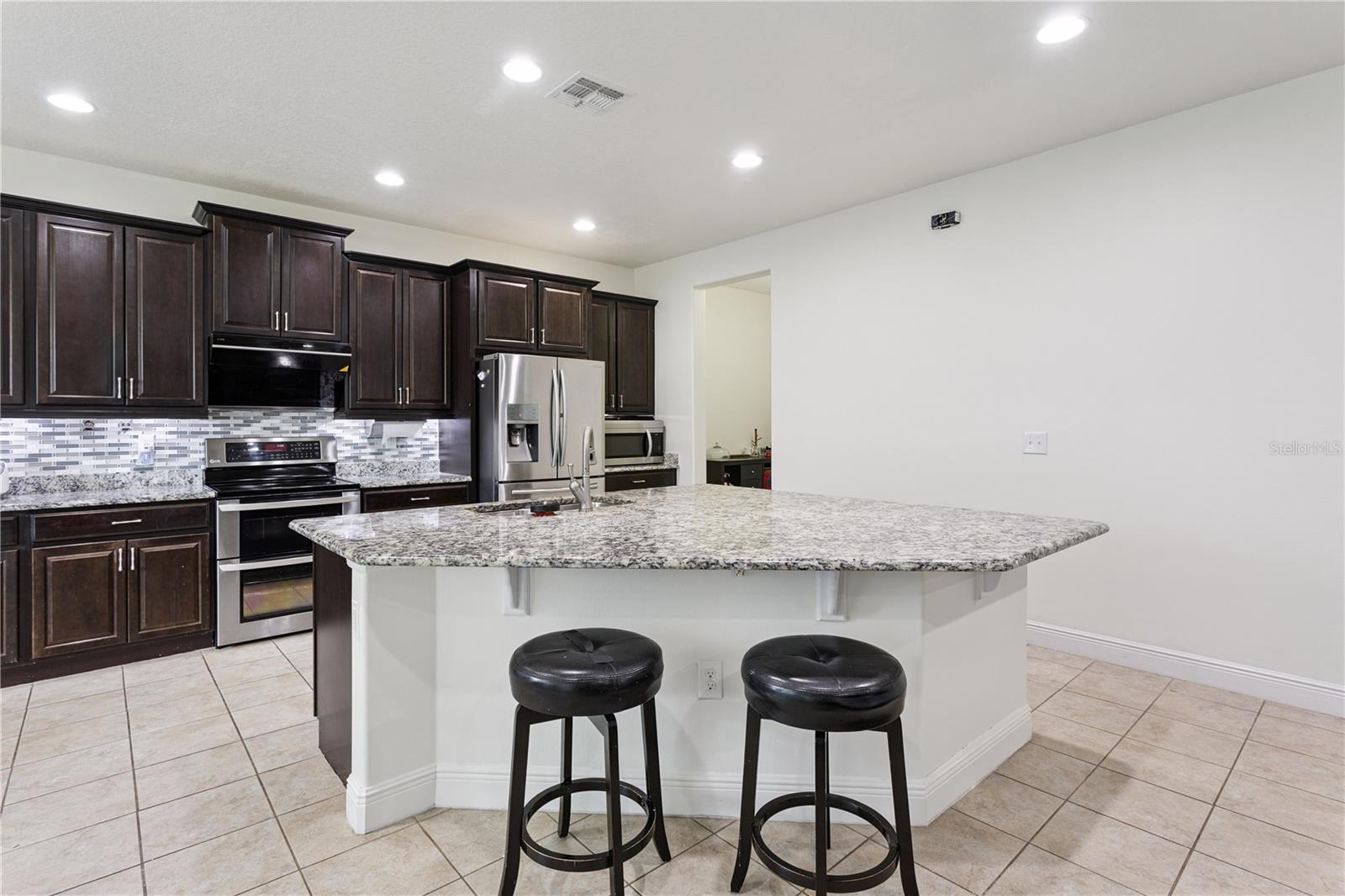 3254 Landing Vw Property Photo 14