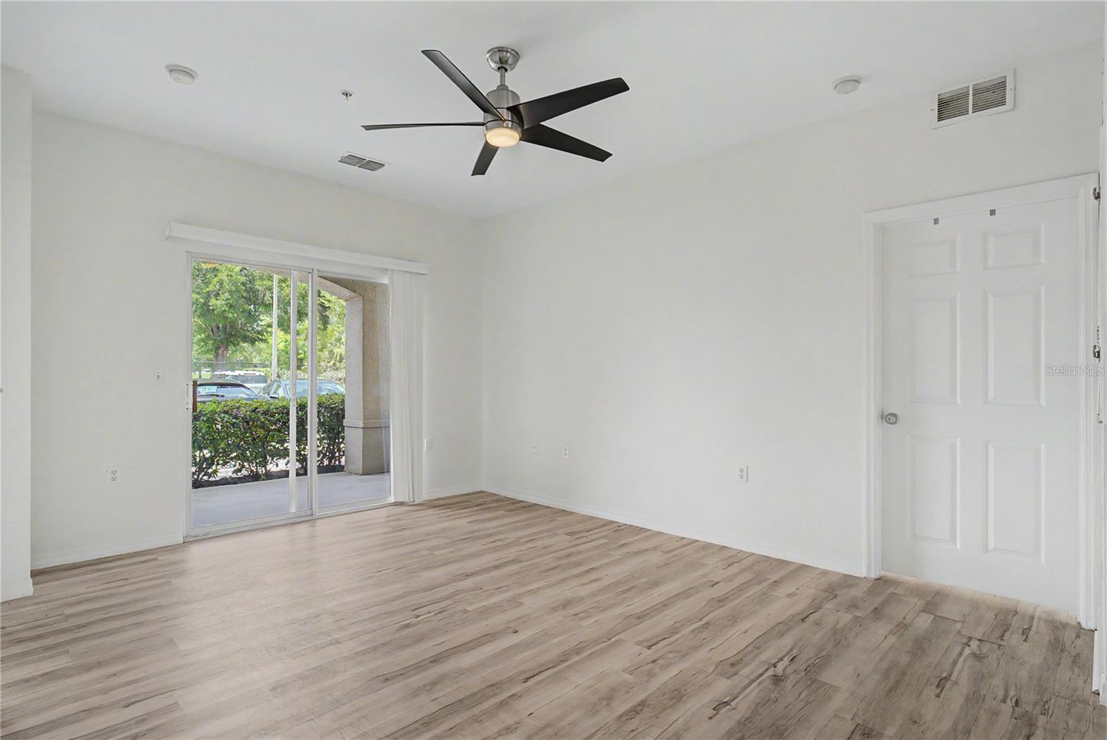 8225 Claire Ann Dr #101 Property Photo 8