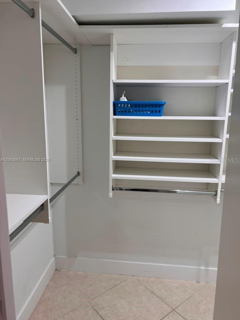2350 Ne 135th St #209 Property Photo 25