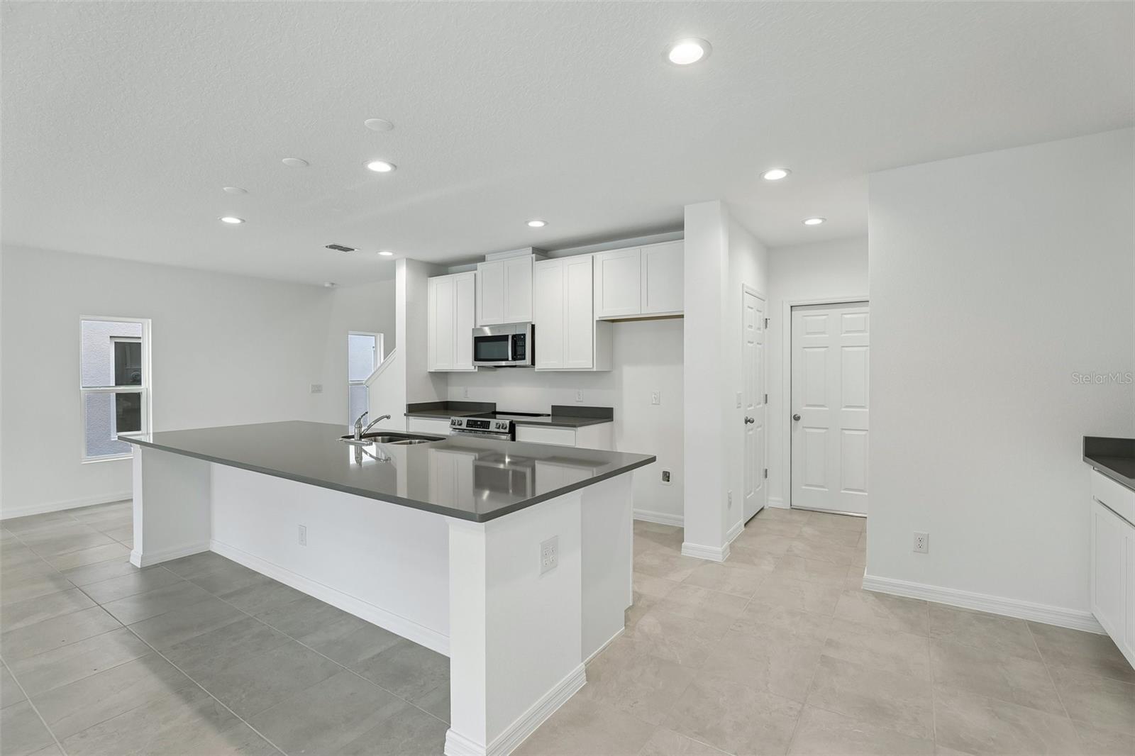 1349 Sawgrass Hammock Ln Property Photo 10