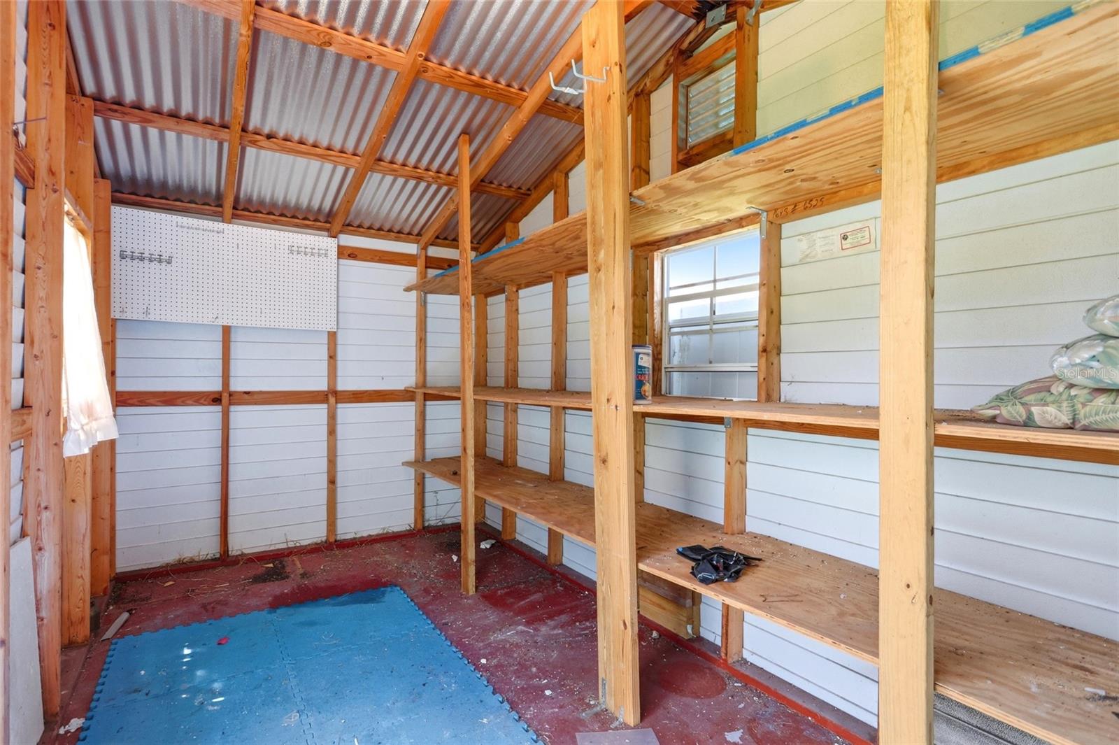 211 Lakeshore Blvd Property Photo 60