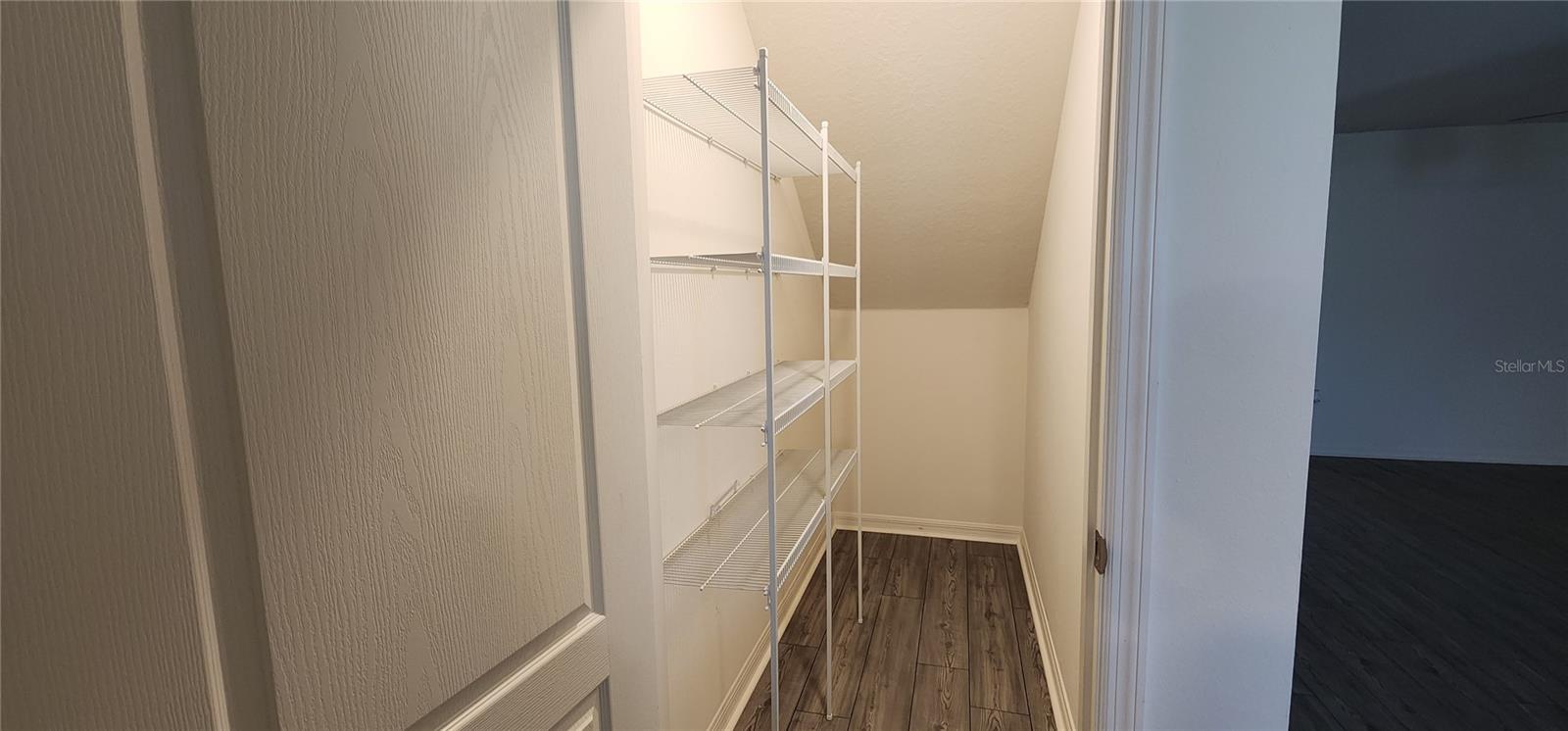 1531 Wynford Cir Property Photo 6