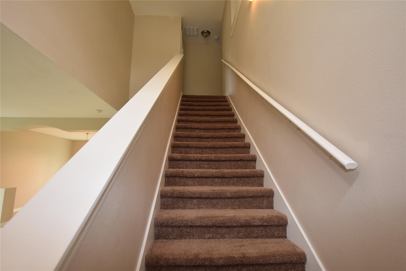 527 Bristol Cir Property Photo 12