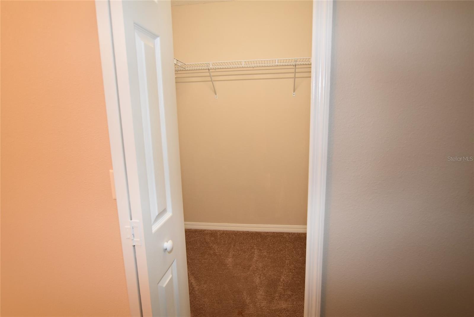 527 Bristol Cir Property Photo 20