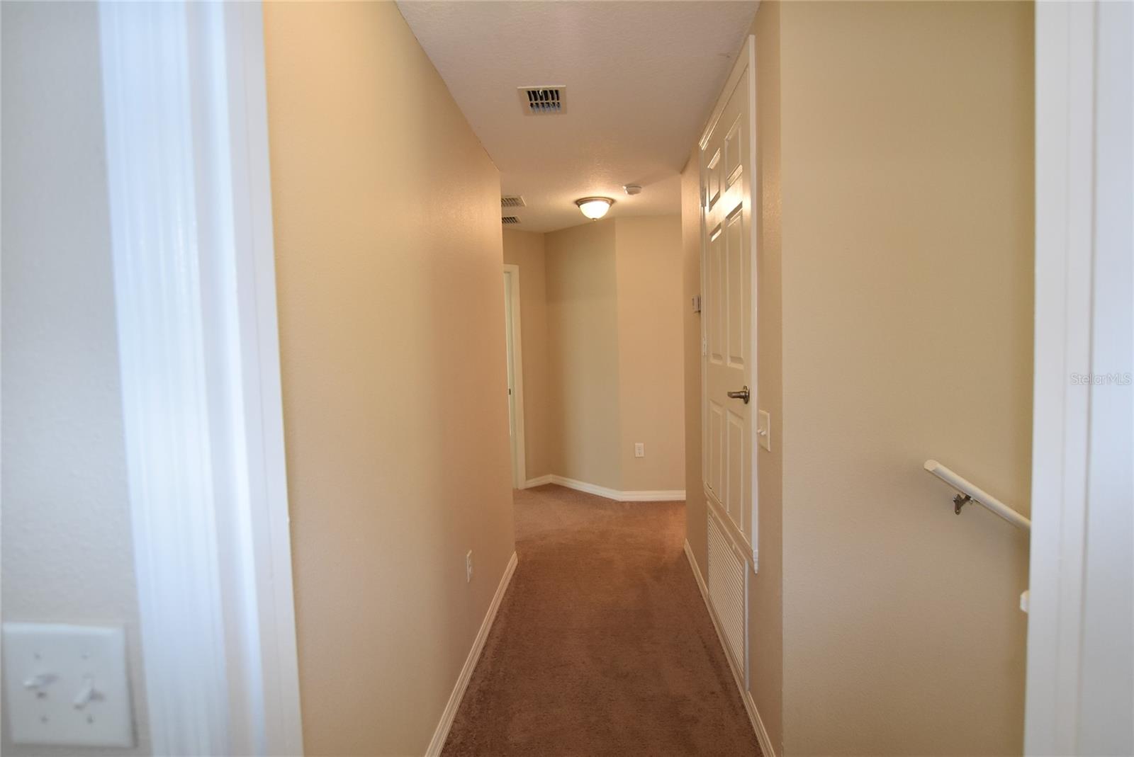 527 Bristol Cir Property Photo 22