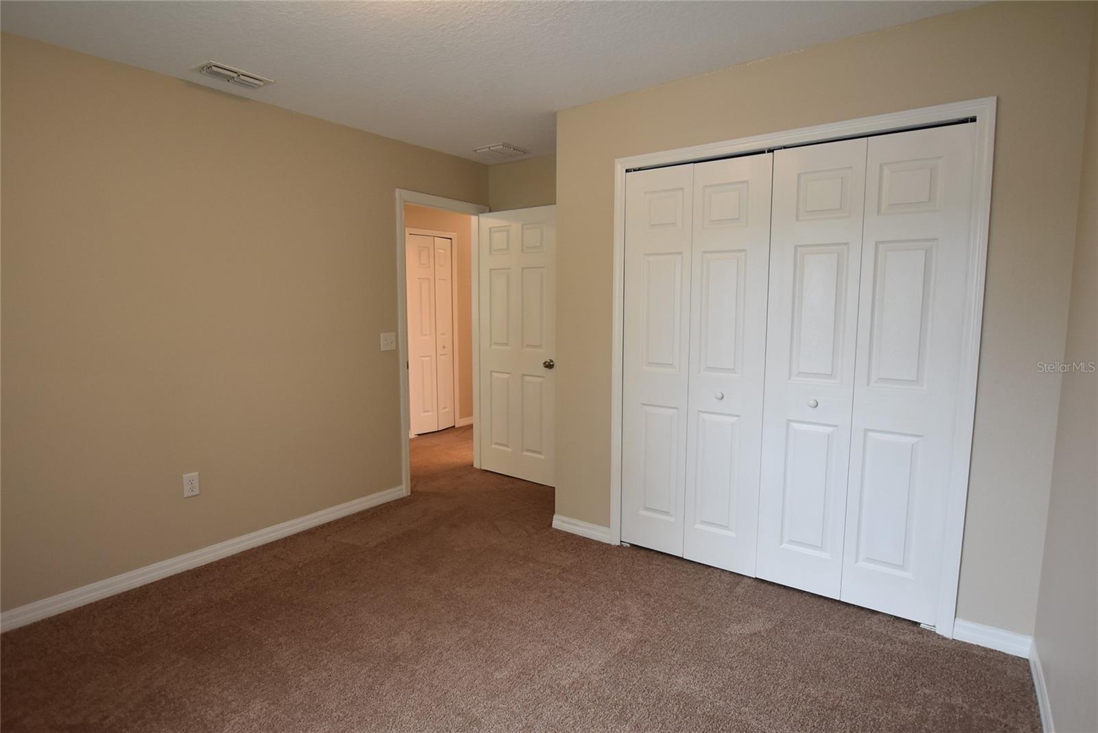 527 Bristol Cir Property Photo 24