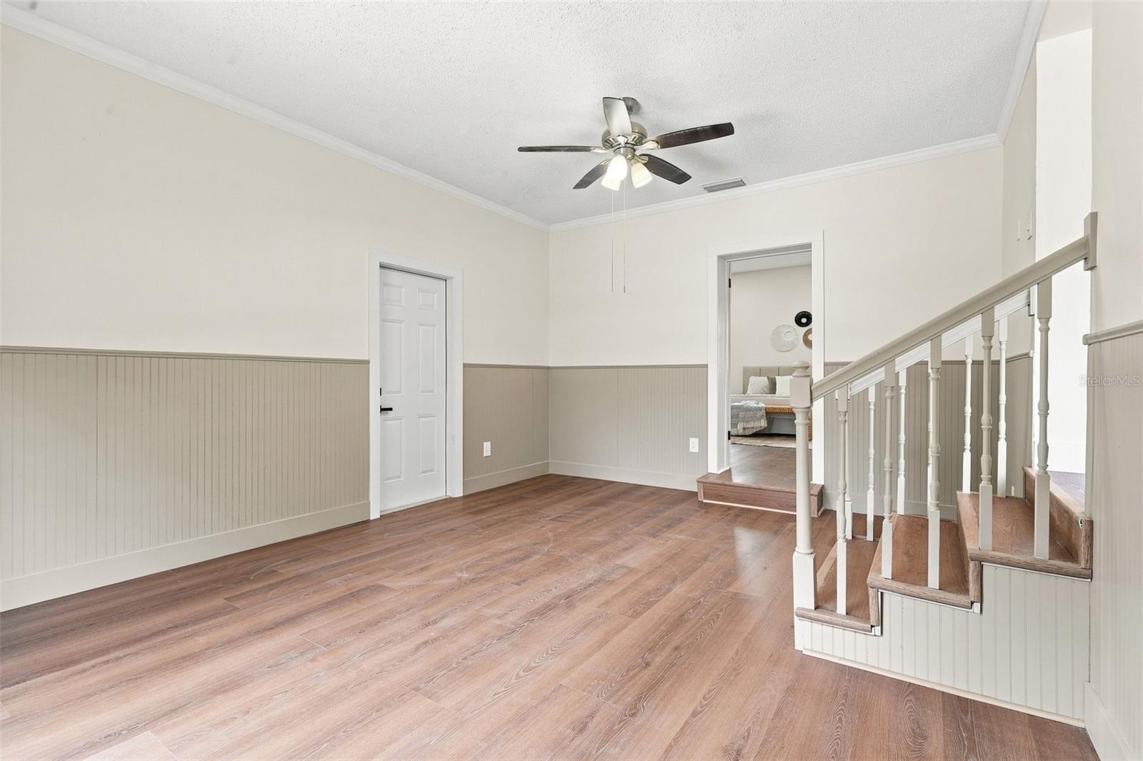 2506 Delaney Ave Property Photo 5